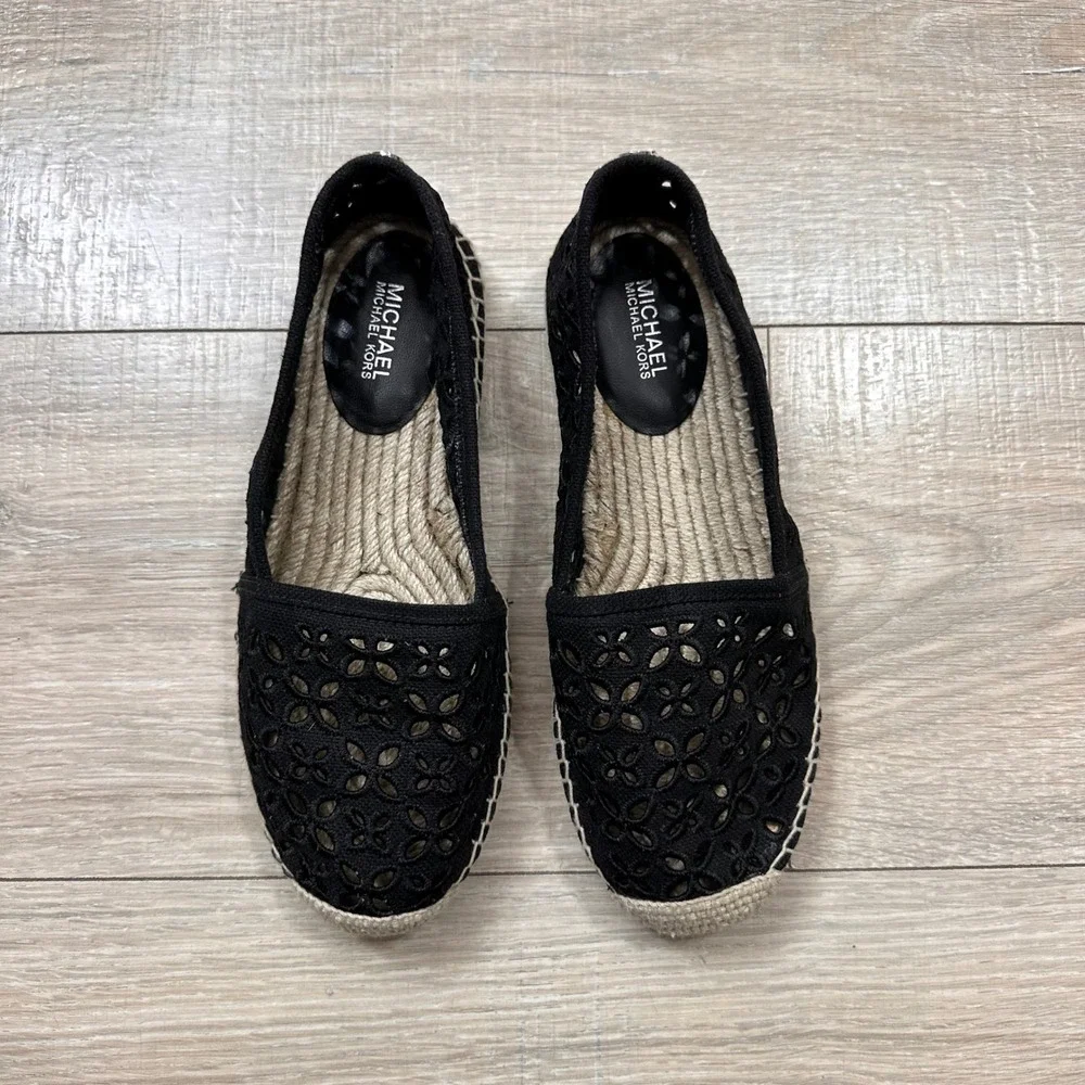 Michael Kors Darci Black‎ Eyelet Cut Out Espadrille Slip On Flats Women's 5.5